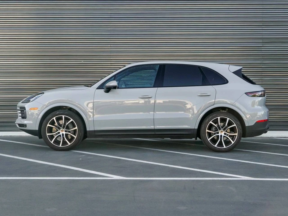 2023 Porsche 9Y0/9Y3 Cayenne S - Image 2 of 5