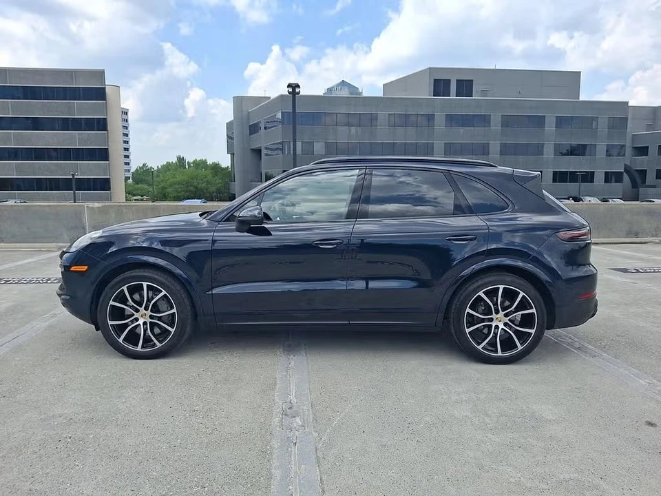 2023 Porsche 9Y0/9Y3 Cayenne S - Image 12 of 31
