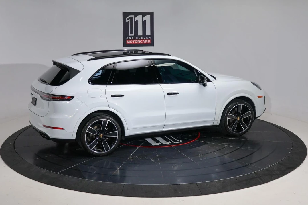2023 Porsche 9Y0/9Y3 Cayenne S - Image 8 of 31