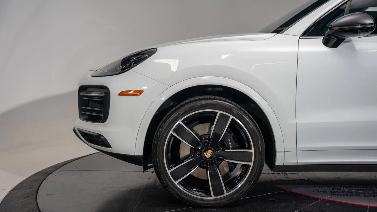 2023 Porsche 9Y0/9Y3 Cayenne S - Image 14 of 31
