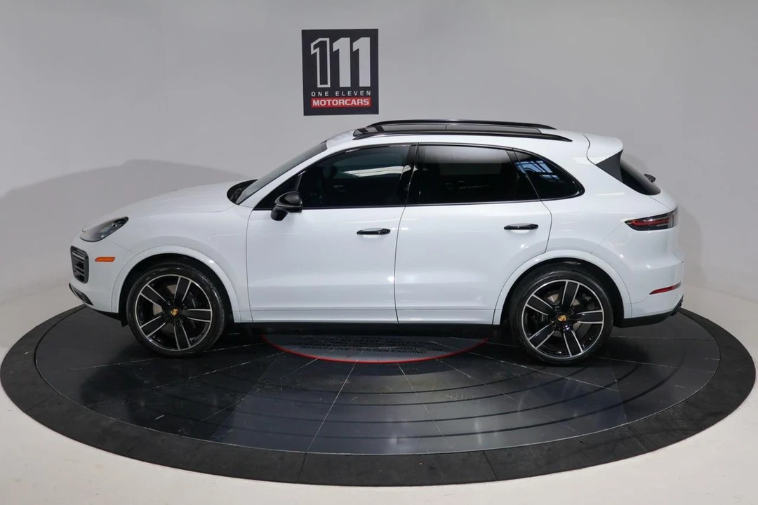 2023 Porsche 9Y0/9Y3 Cayenne S - Image 13 of 31