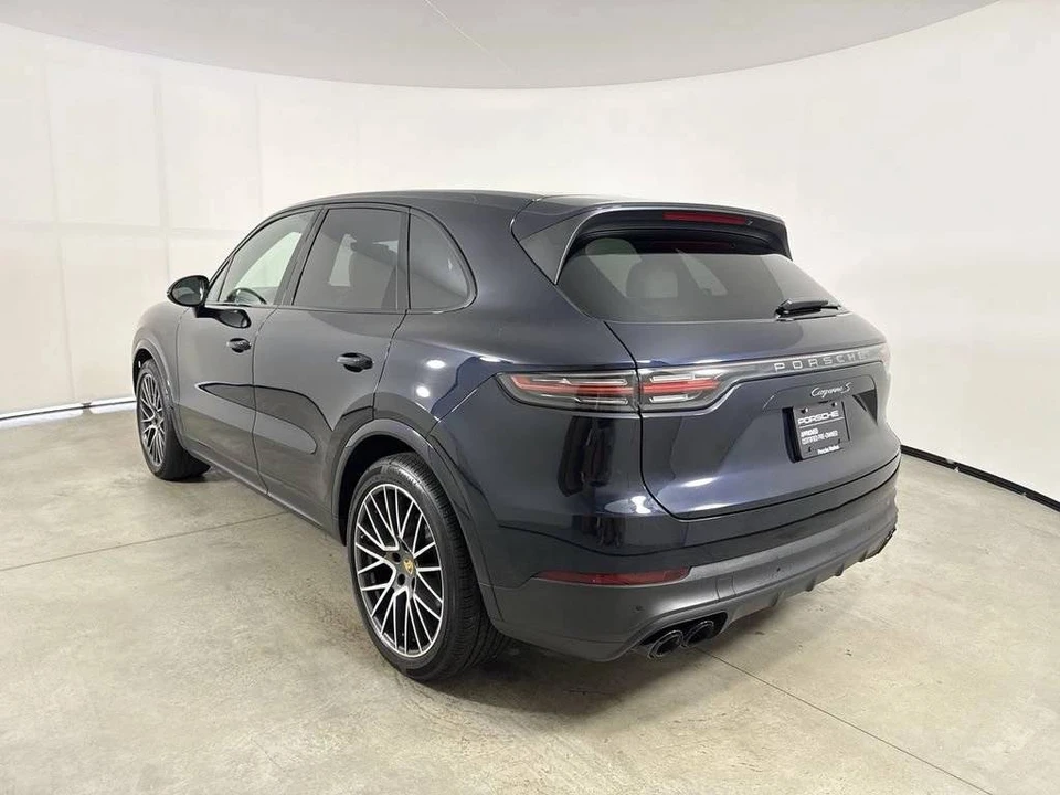 2023 Porsche 9Y0/9Y3 Cayenne S - Image 3 of 5
