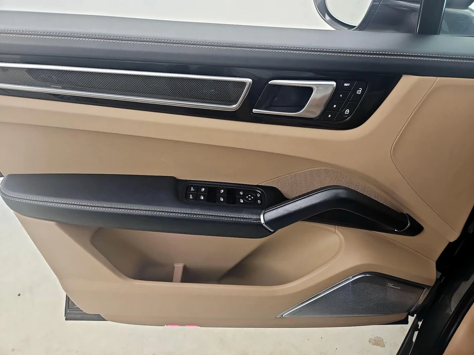 2023 Porsche 9Y0/9Y3 Cayenne S - Image 11 of 26