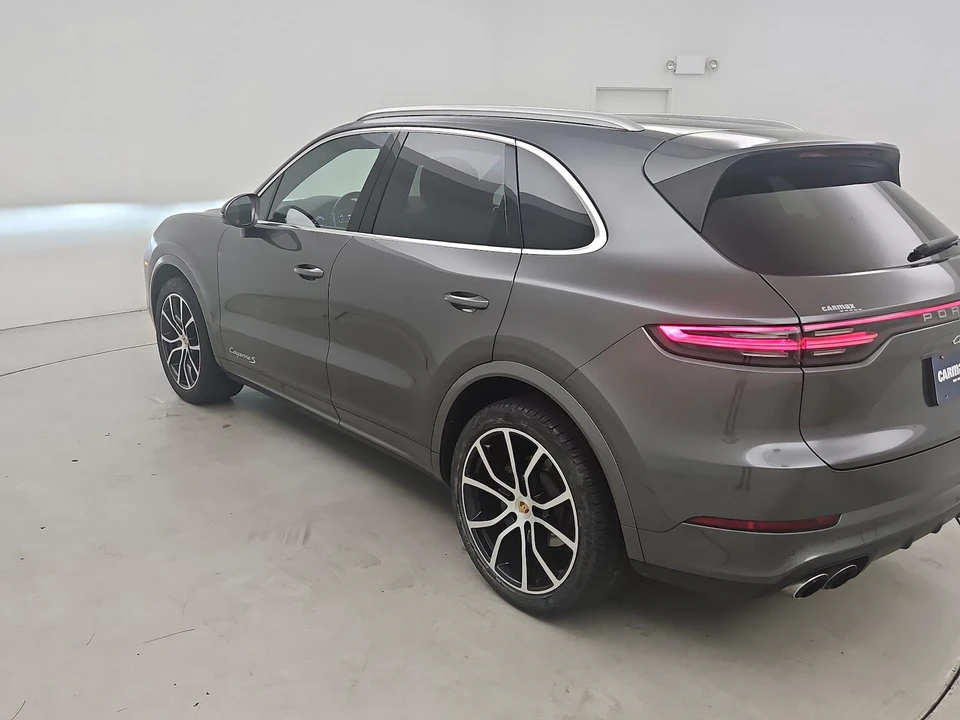 2023 Porsche 9Y0/9Y3 Cayenne S - Image 7 of 26