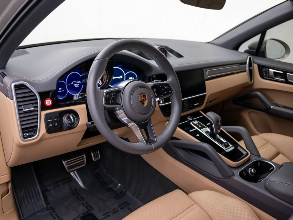 2023 Porsche 9Y0/9Y3 Cayenne S - Image 4 of 5