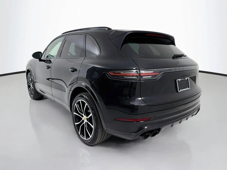2023 Porsche 9Y0/9Y3 Cayenne S - Image 2 of 5