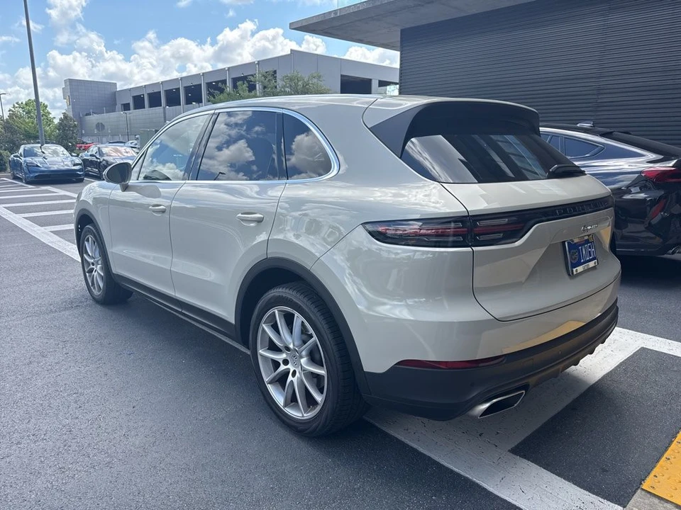 2023 Porsche 9Y0/9Y3 Cayenne - Image 3 of 5