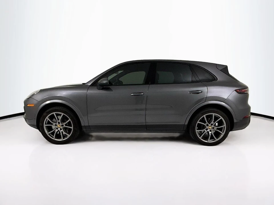2023 Porsche 9Y0/9Y3 Cayenne - Image 2 of 12
