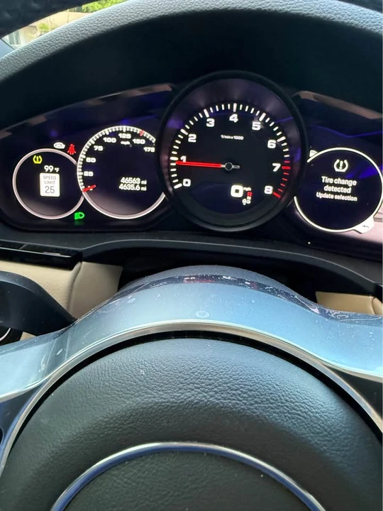 2023 Porsche 9Y0/9Y3 Cayenne - Image 9 of 9
