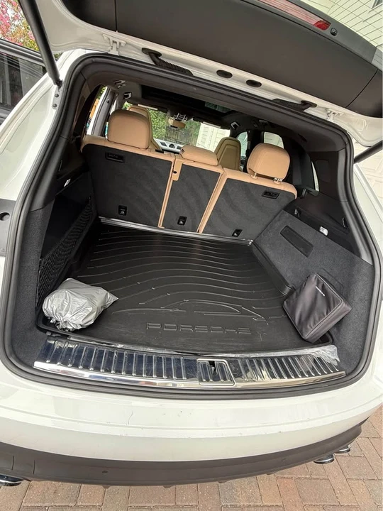 2023 Porsche 9Y0/9Y3 Cayenne - Image 8 of 9