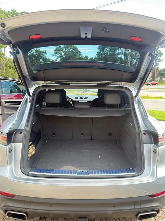 2023 Porsche 9Y0/9Y3 Cayenne - Image 11 of 14