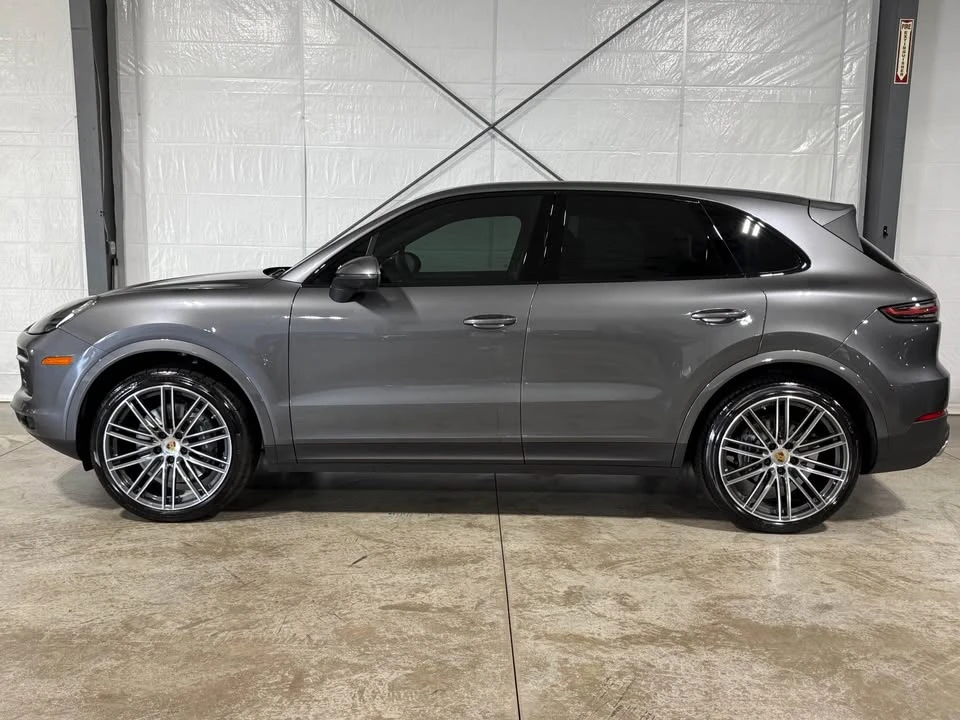 2023 Porsche 9Y0/9Y3 Cayenne - Image 2 of 20