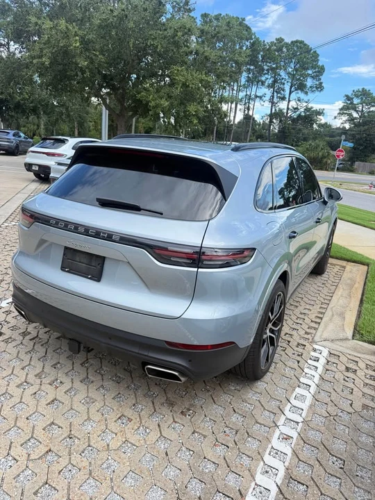 2023 Porsche 9Y0/9Y3 Cayenne - Image 3 of 14