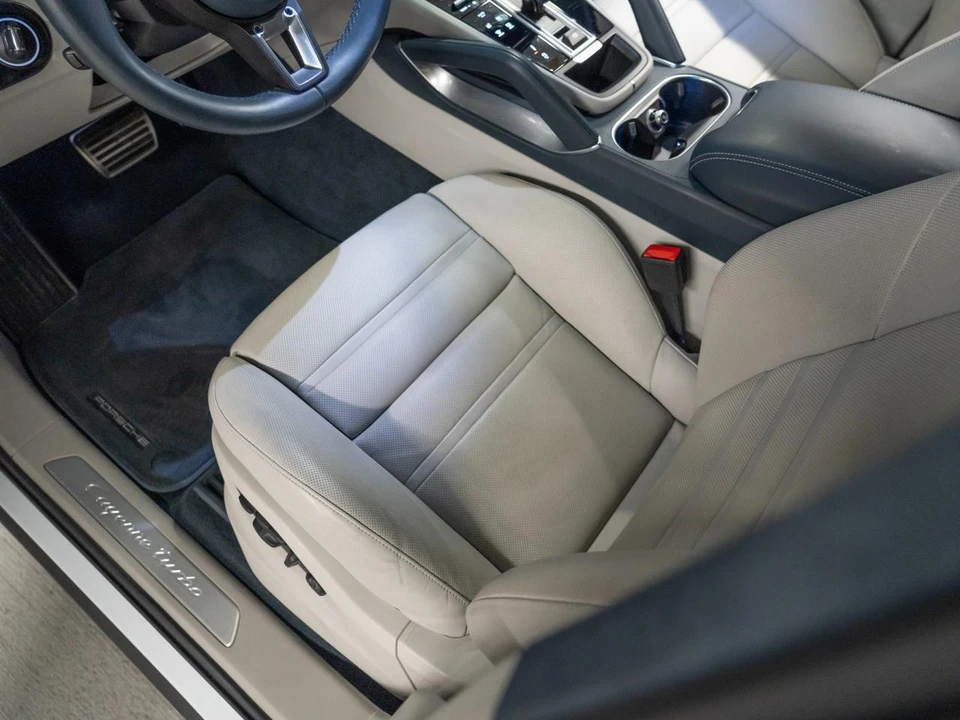2023 Porsche 9Y0/9Y3 Cayenne Coupe - Image 14 of 30