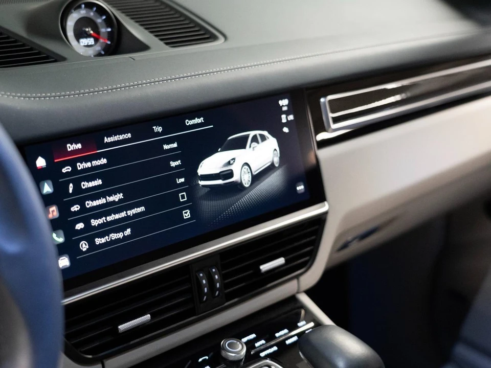 2023 Porsche 9Y0/9Y3 Cayenne Coupe - Image 21 of 30