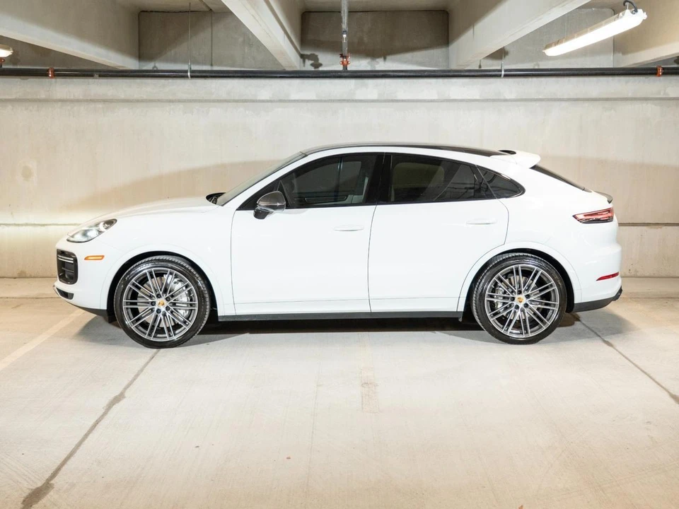 2023 Porsche 9Y0/9Y3 Cayenne Coupe - Image 3 of 30