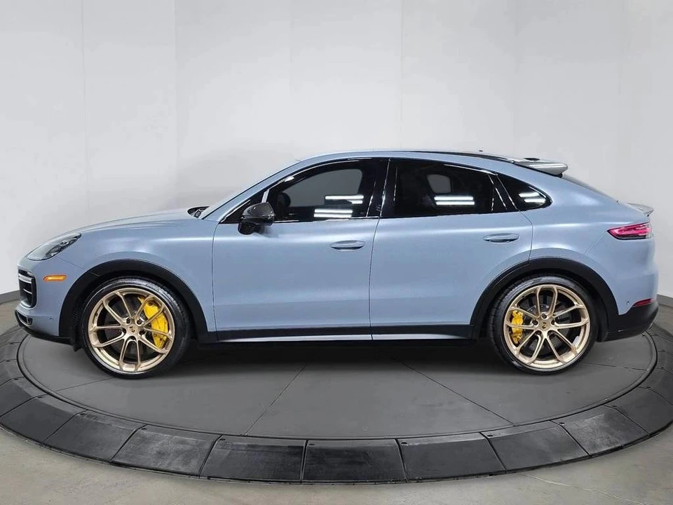 2023 Porsche 9Y0/9Y3 Cayenne Turbo GT - Image 2 of 5
