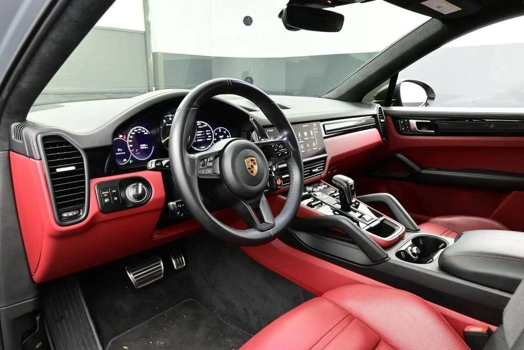 2023 Porsche 9Y0/9Y3 Cayenne Turbo GT - Image 4 of 5