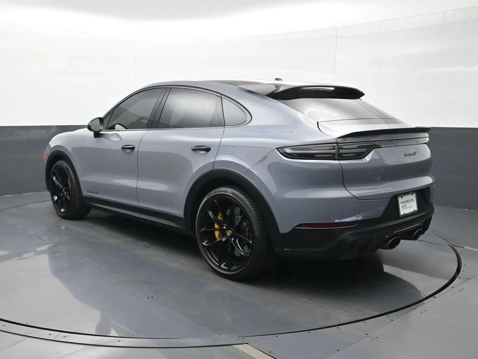2023 Porsche 9Y0/9Y3 Cayenne Turbo GT - Image 3 of 5