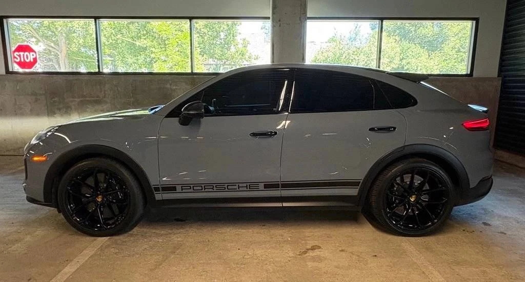 2023 Porsche 9Y0/9Y3 Cayenne Turbo GT - Image 2 of 5