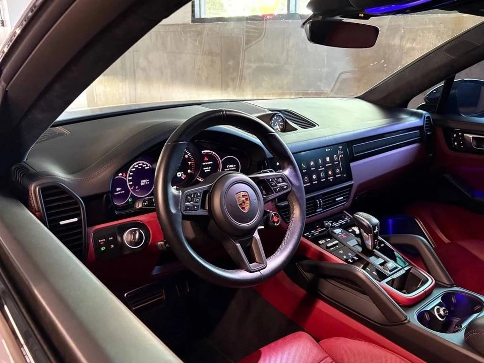 2023 Porsche 9Y0/9Y3 Cayenne Turbo GT - Image 4 of 5