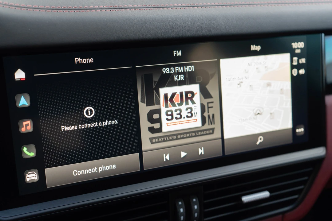 2023 Porsche 9Y0/9Y3 Cayenne Turbo GT - Image 23 of 31