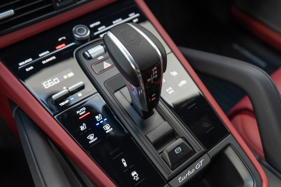 2023 Porsche 9Y0/9Y3 Cayenne Turbo GT - Image 17 of 31