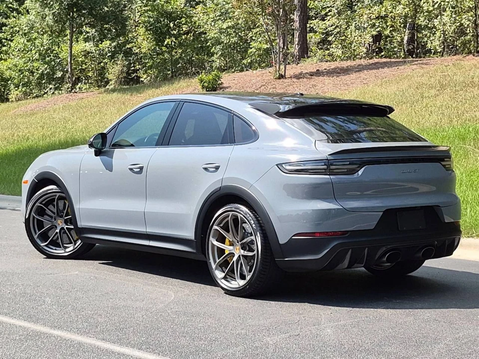 2023 Porsche 9Y0/9Y3 Cayenne Turbo GT - Image 3 of 5