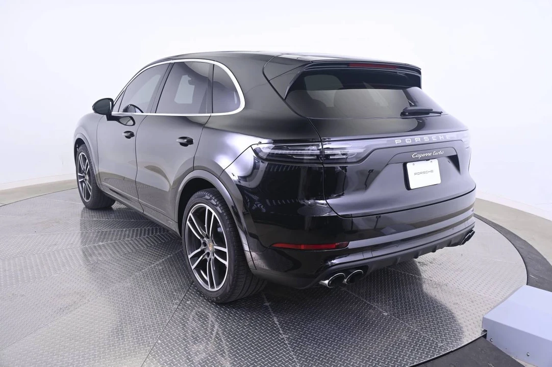 2023 Porsche 9Y0/9Y3 Cayenne Turbo - Image 3 of 5