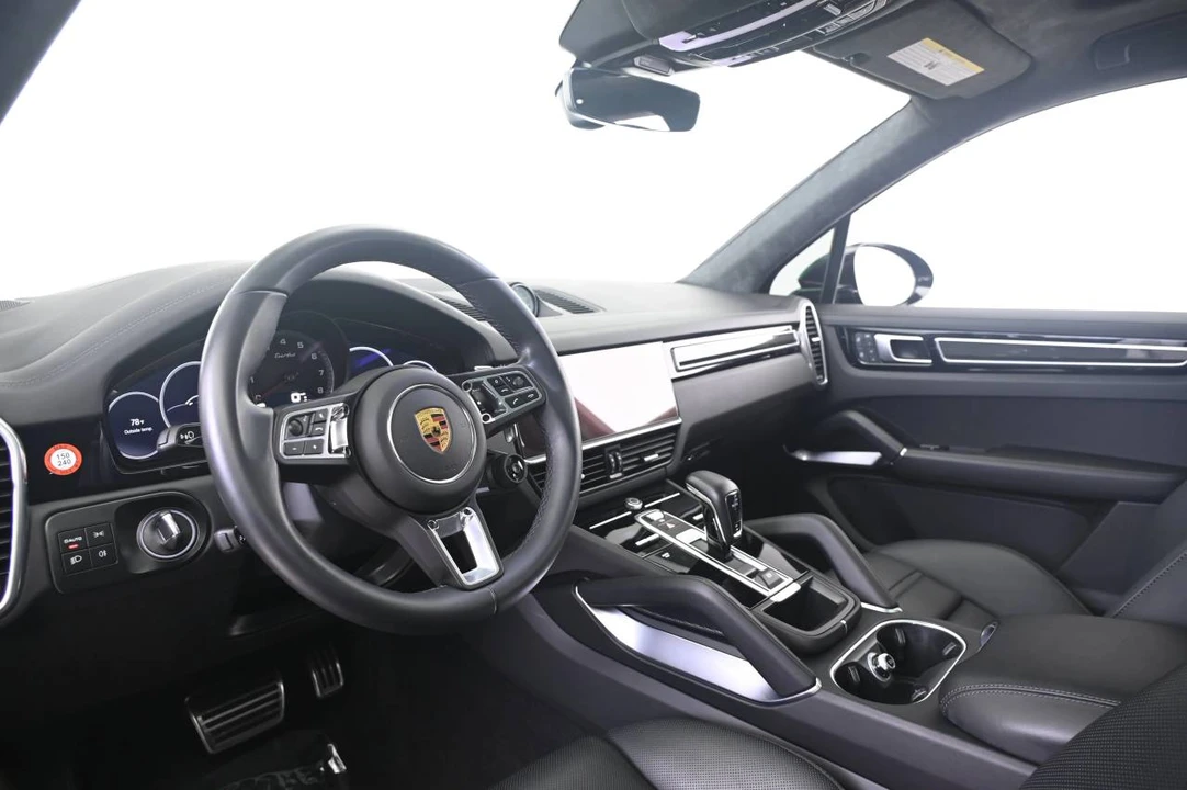 2023 Porsche 9Y0/9Y3 Cayenne Turbo - Image 4 of 5