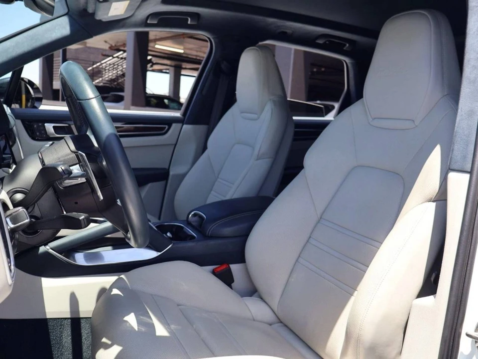 2023 Porsche 9Y0/9Y3 Cayenne Turbo - Image 5 of 5