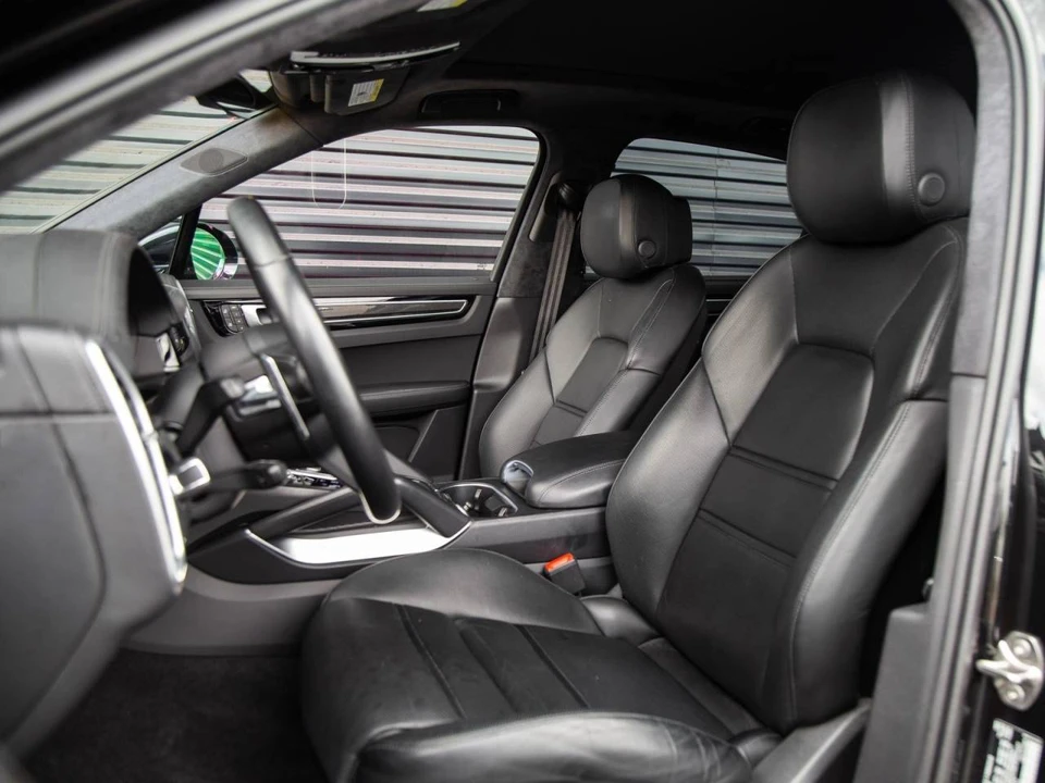 2023 Porsche 9Y0/9Y3 Cayenne Turbo - Image 5 of 5