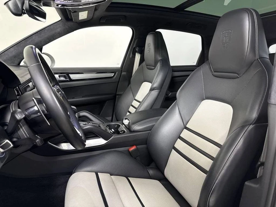 2023 Porsche 9Y0/9Y3 Cayenne Turbo - Image 5 of 5