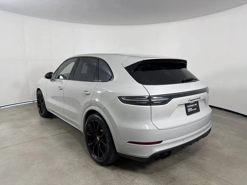 2023 Porsche 9Y0/9Y3 Cayenne Turbo - Image 3 of 5