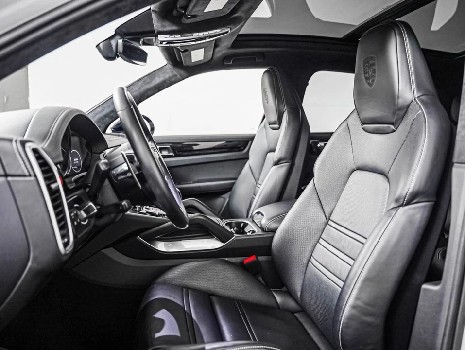2023 Porsche 9Y0/9Y3 Cayenne Turbo - Image 5 of 5