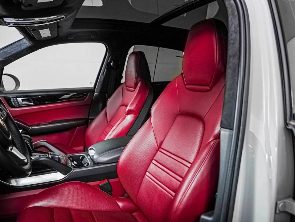2023 Porsche 9Y0/9Y3 Cayenne Turbo - Image 5 of 5