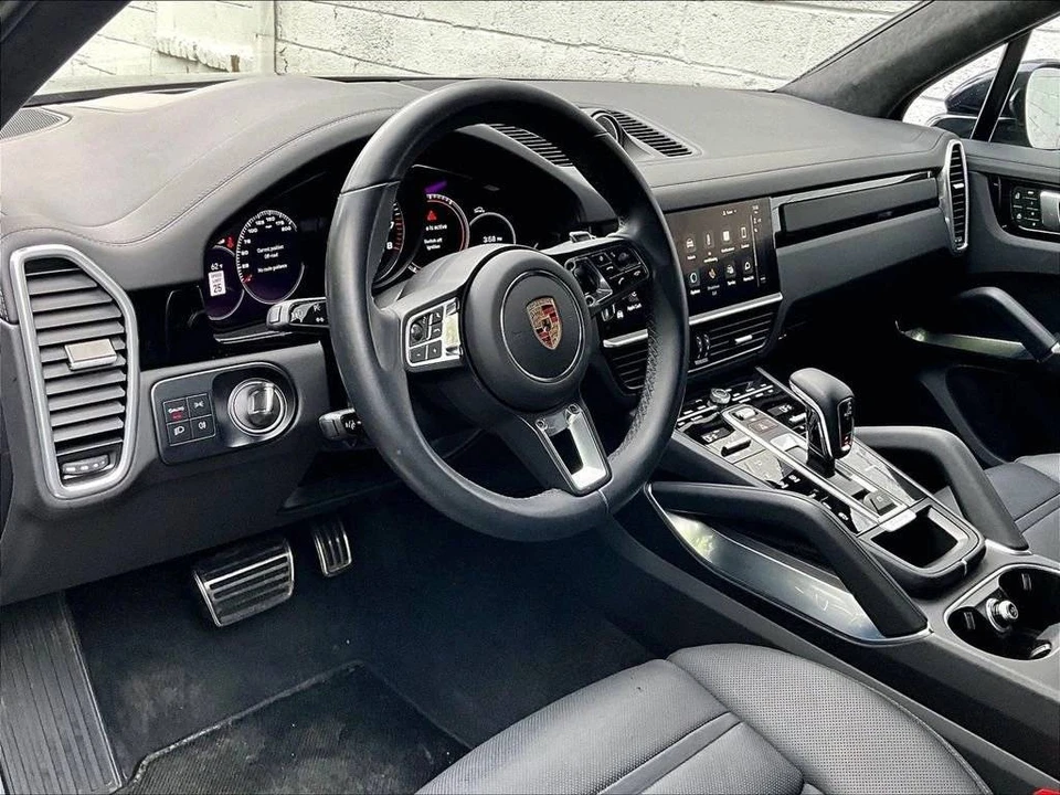 2023 Porsche 9Y0/9Y3 Cayenne Turbo - Image 4 of 5