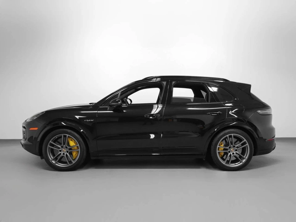 2023 Porsche 9Y0/9Y3 Cayenne - Image 2 of 5