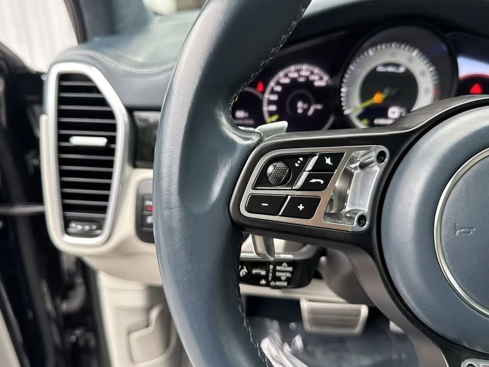 2023 Porsche 9Y0/9Y3 Cayenne - Image 16 of 20