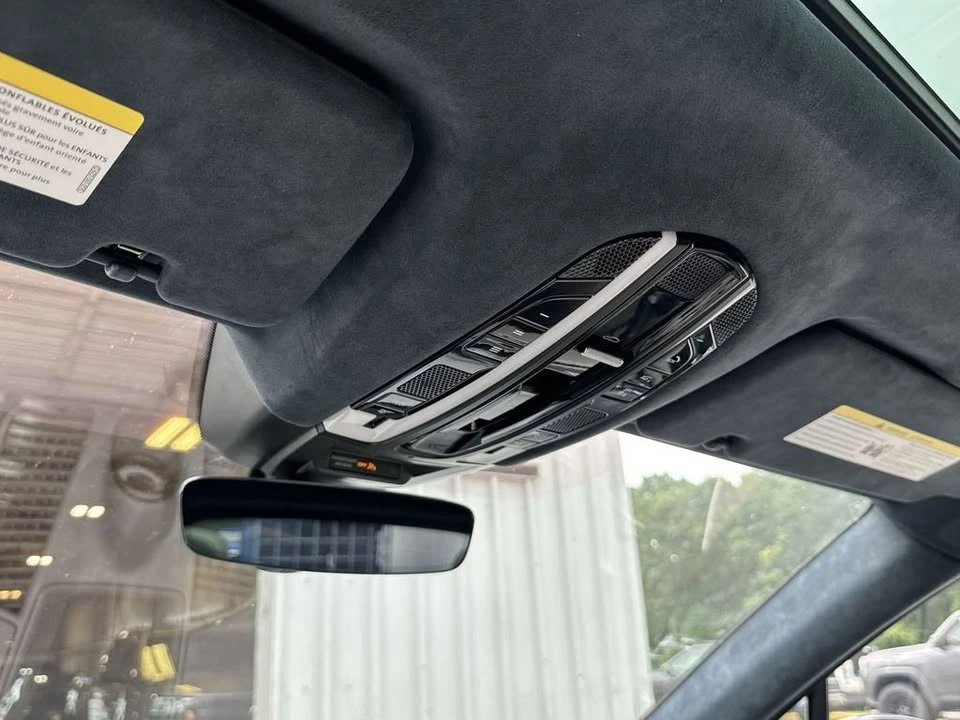 2023 Porsche 9Y0/9Y3 Cayenne - Image 18 of 20