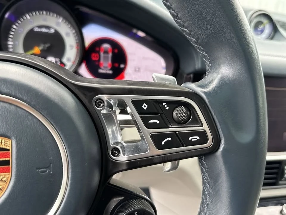 2023 Porsche Cayenne - Image 18 of 20