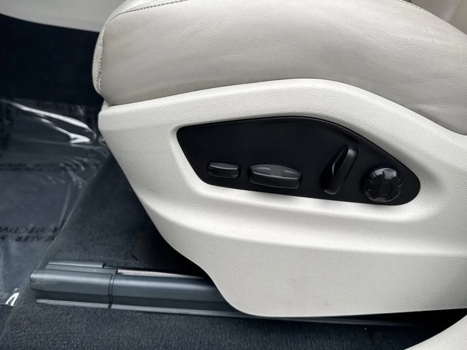 2023 Porsche Cayenne - Image 14 of 20