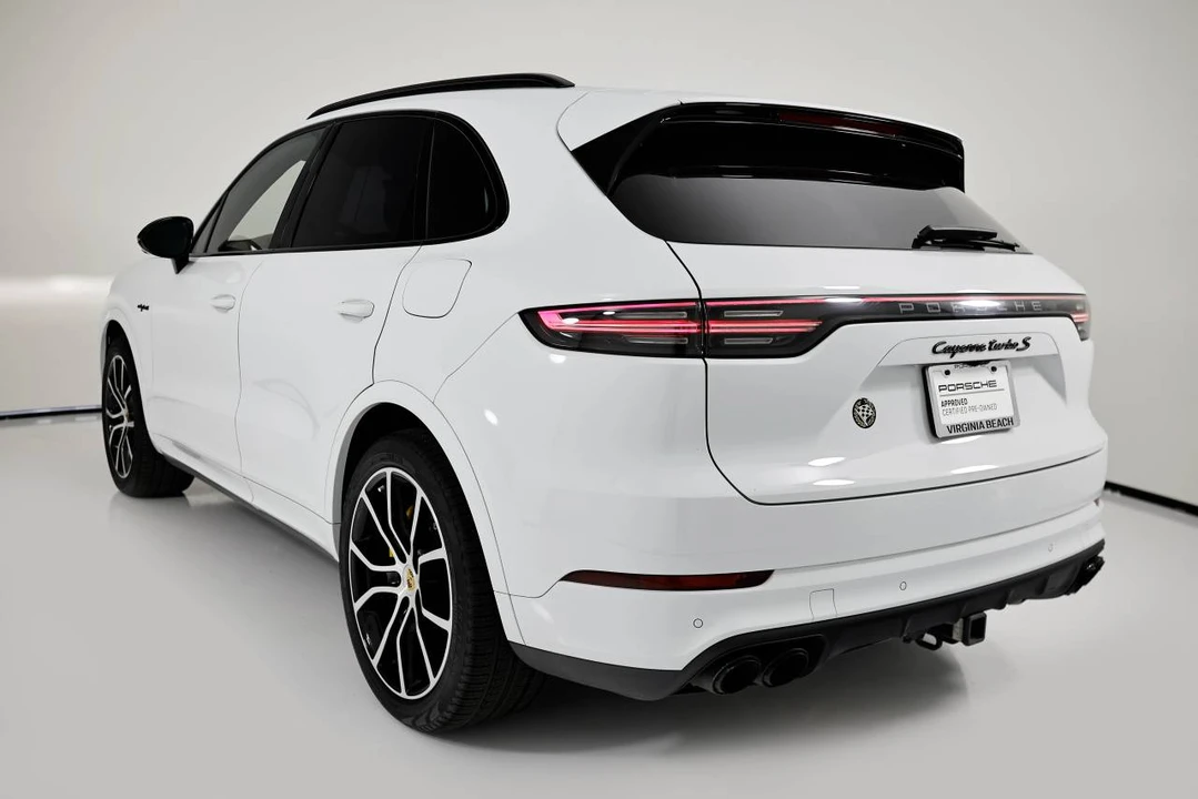 2023 Porsche Cayenne - Image 3 of 5