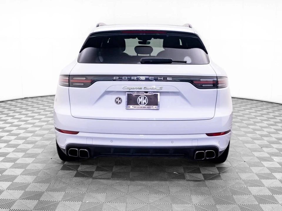 2023 Porsche 9Y0/9Y3 Cayenne - Image 4 of 5