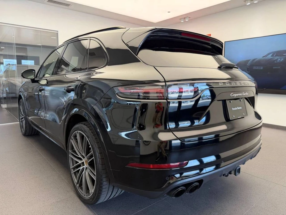 2023 Porsche 9Y0/9Y3 Cayenne Turbo - Image 3 of 5