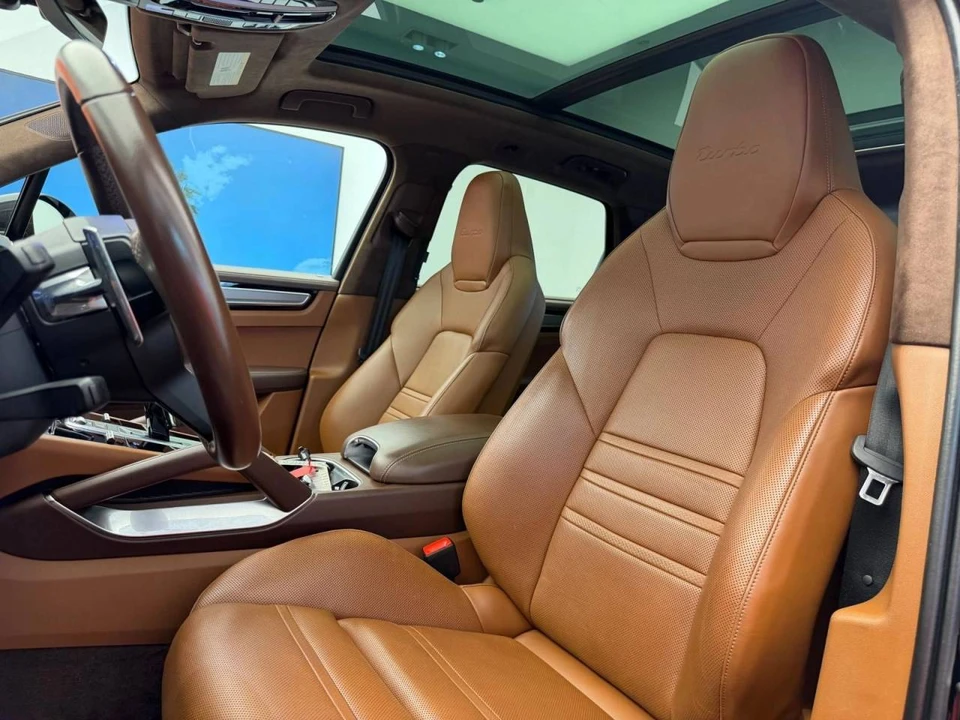 2023 Porsche 9Y0/9Y3 Cayenne Turbo - Image 5 of 5