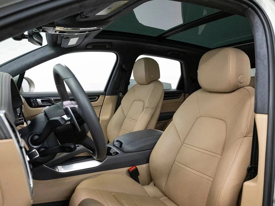 2023 Porsche 9Y0/9Y3 Cayenne Turbo - Image 5 of 5