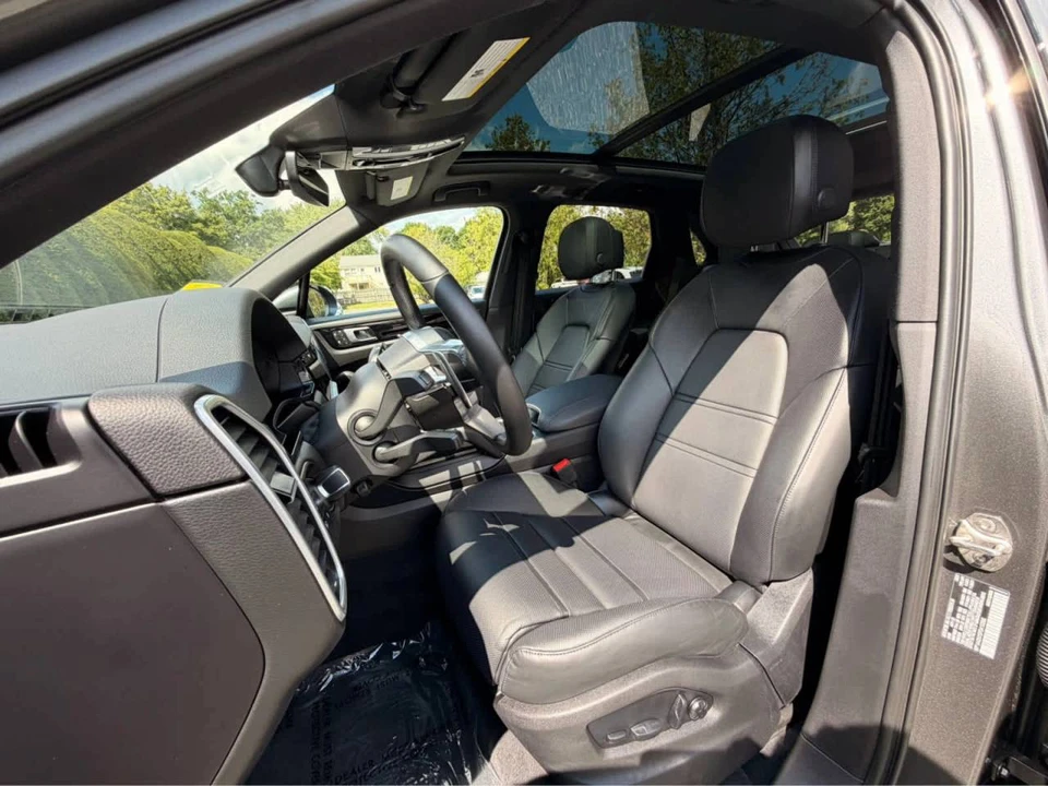 2023 Porsche 9Y0/9Y3 Cayenne - Image 5 of 5