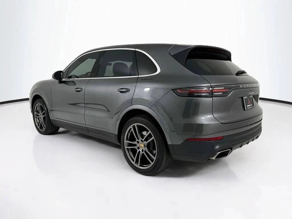 2023 Porsche 9Y0/9Y3 Cayenne - Image 3 of 5