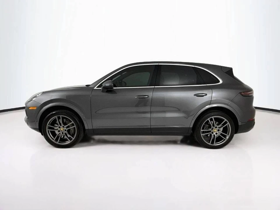 2023 Porsche 9Y0/9Y3 Cayenne - Image 2 of 5
